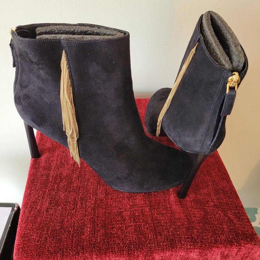 Booties - Picture 3 of 4